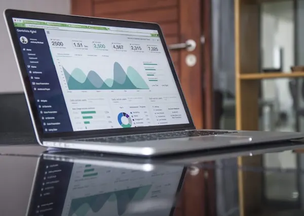 Marketing in the AI era: fundamentals, funnels and analytics